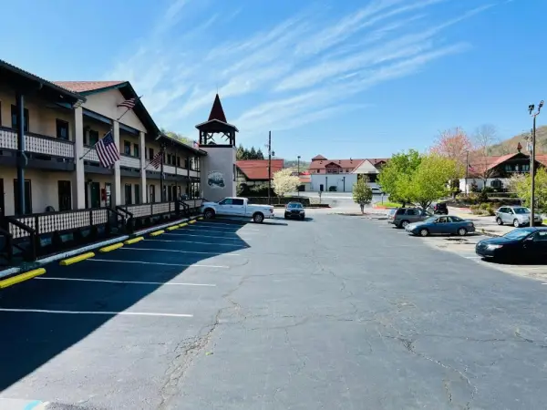 Alpine Valley Inn Main image