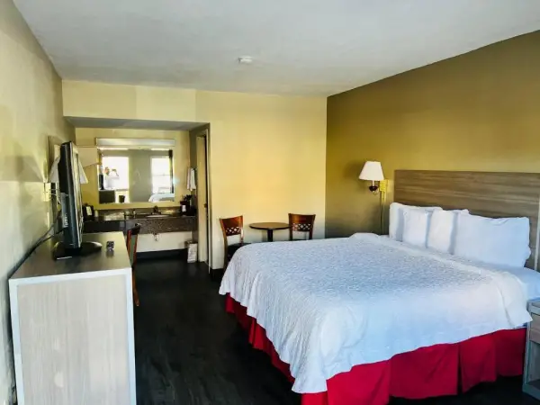 Alpine Valley Inn 7